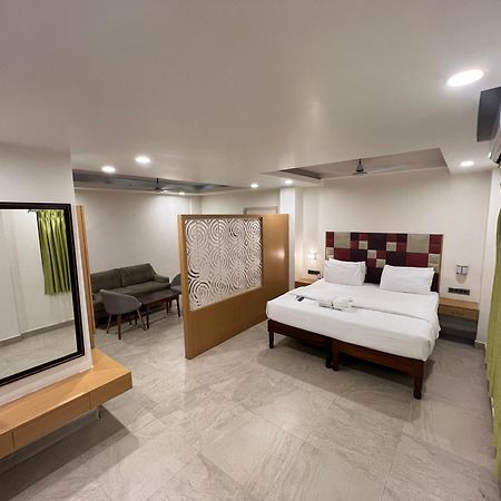Hotel Diviyum Manor Port Blair Exterior foto